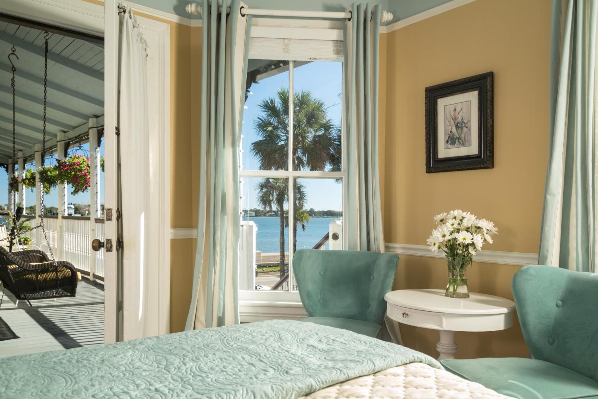 Bed and Breakfast Bayfront Marin House Сент-Огастин Экстерьер фото